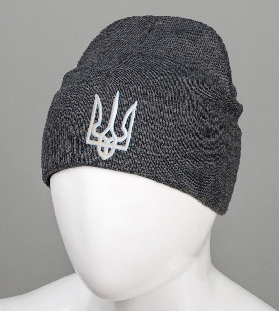 Шапка молодіжна з вишивкою Тризуб (m33)