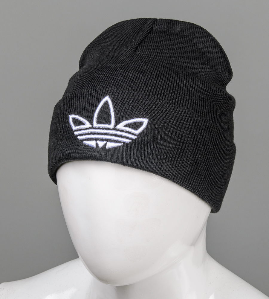 Шапка молодіжна з вишивкою А (m33) 