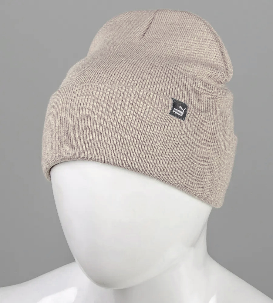 Шапка подвійна з відворотом з нашивкою 