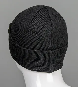 Шапки з патріотичною символікою