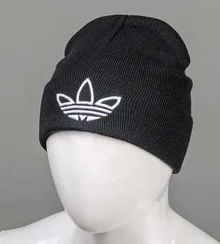 Шапка молодіжна з вишивкою А (m33) , Чорний