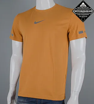Футболка чоловіча Nike Reflective Гірчиця 2430м (1шт), M